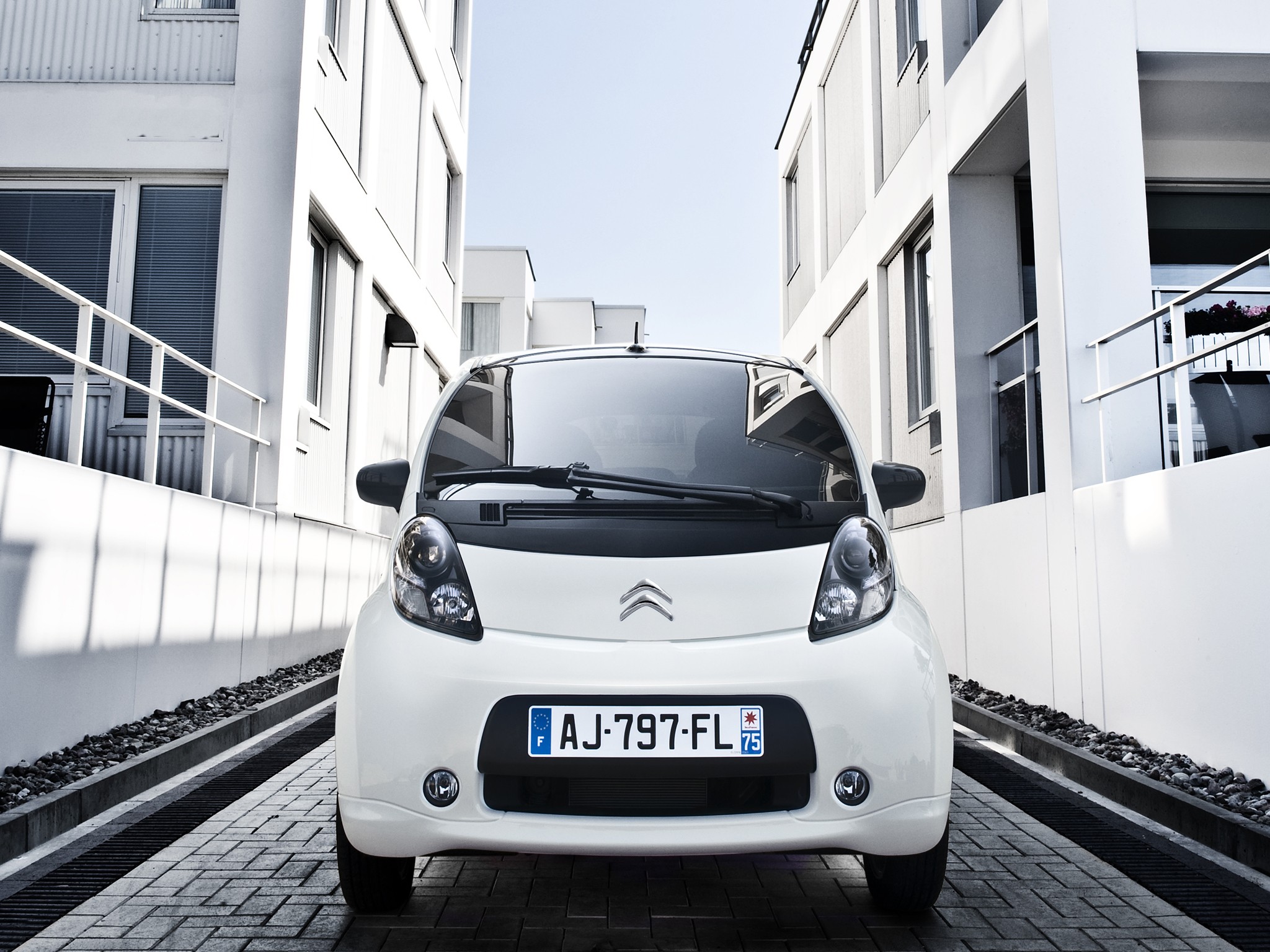 Citroen C-Zero photo 25