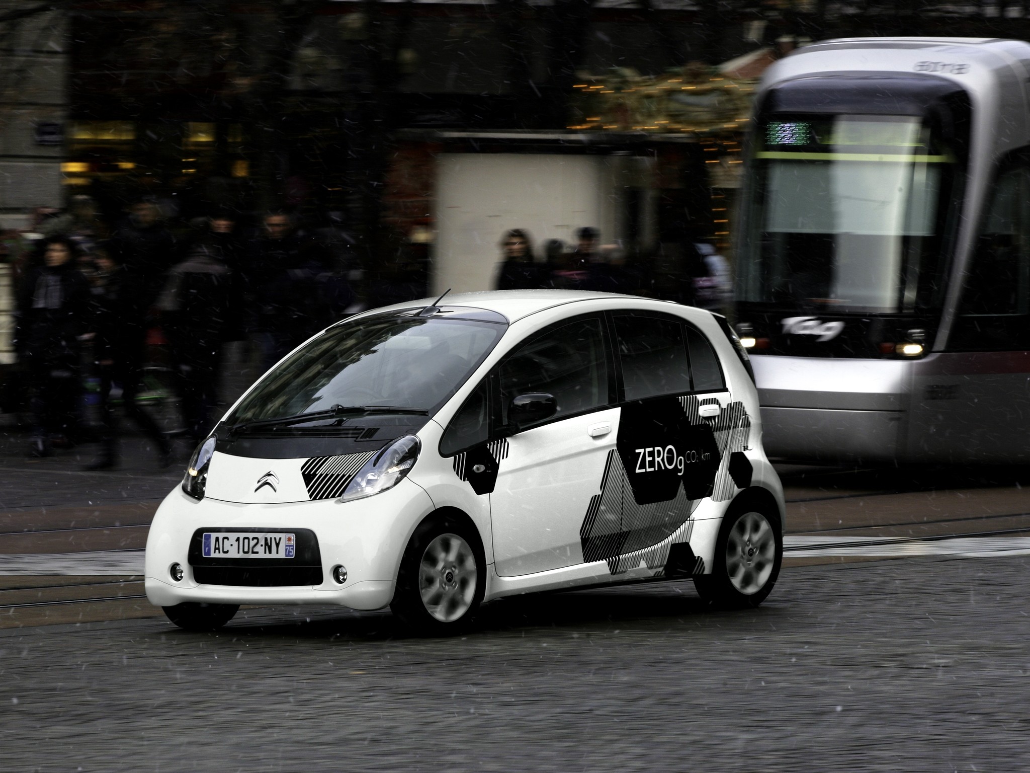 Citroen C-Zero photo 31