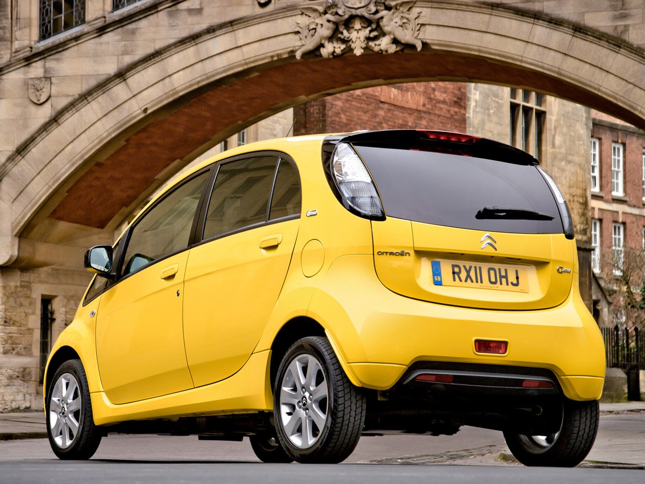 Citroen C-Zero photo 36