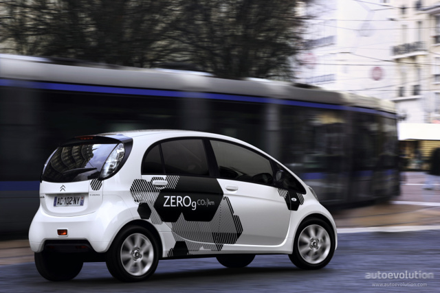 Citroen C-Zero photo 20