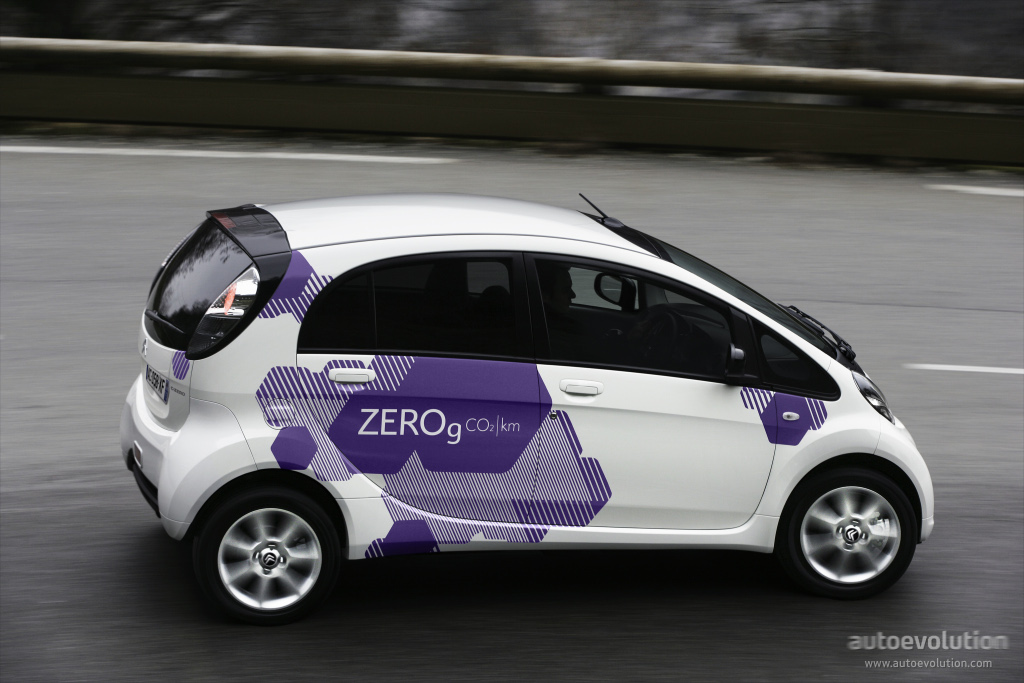 Citroen C-Zero photo 24