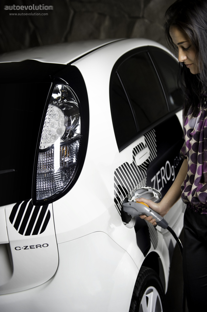 Citroen C-Zero photo 8