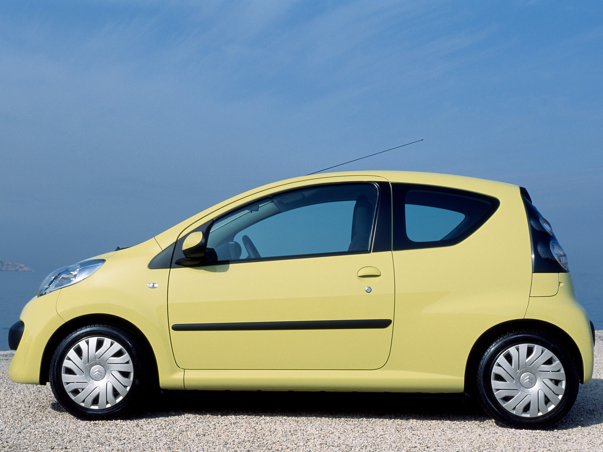 Citroen C1 3 Doors photo 19