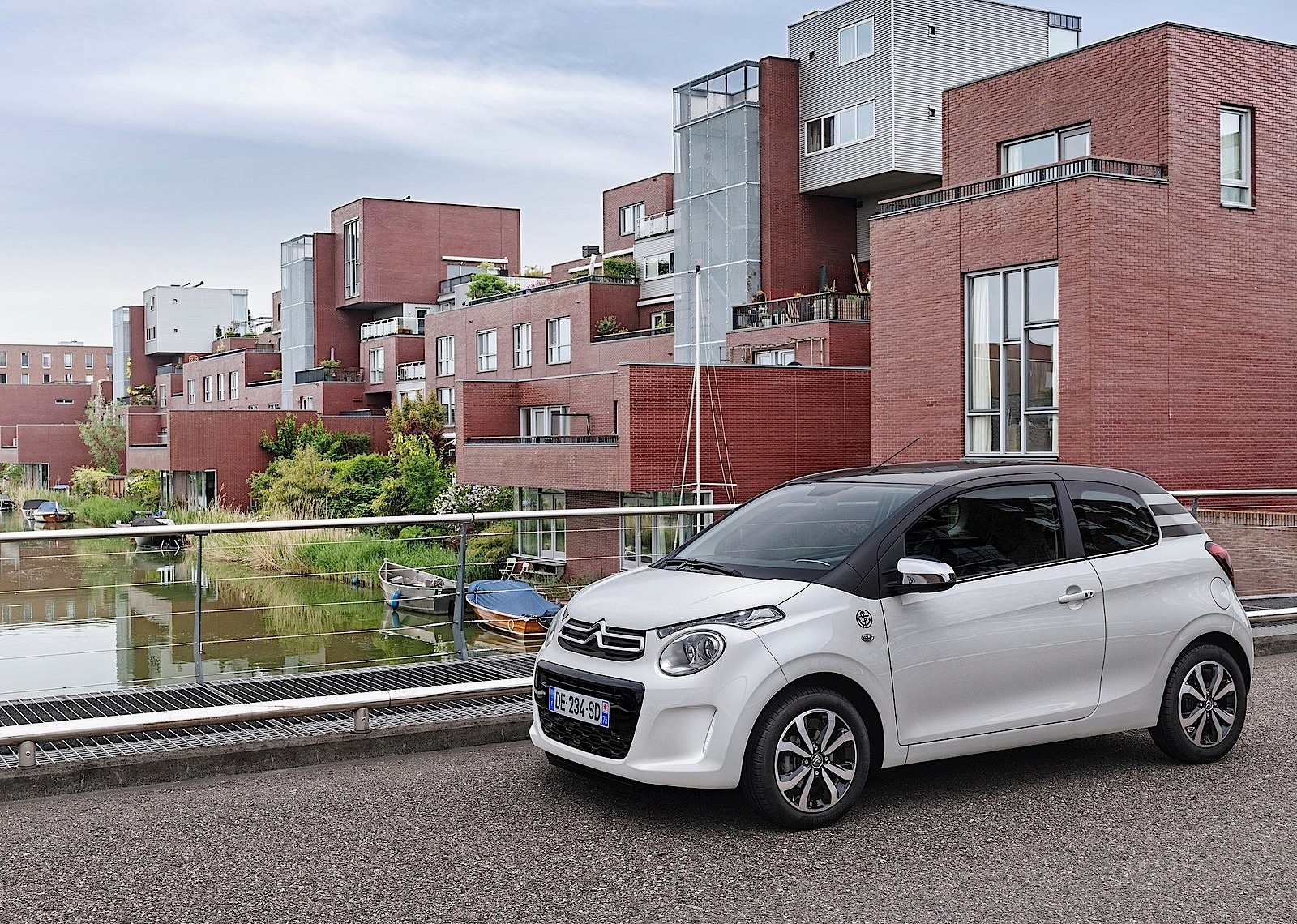 Citroen C1 3 Doors photo 3