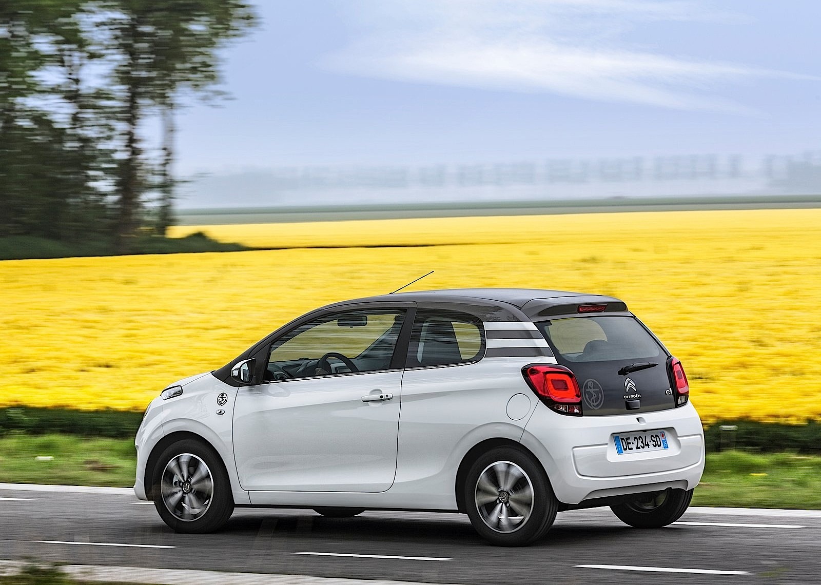 Citroen C1 3 Doors photo 9