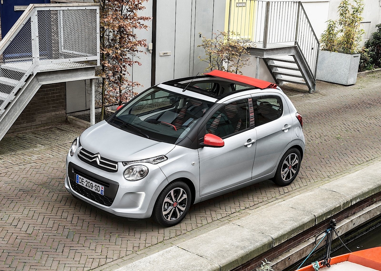 Citroen C1 5 Doors photo 12