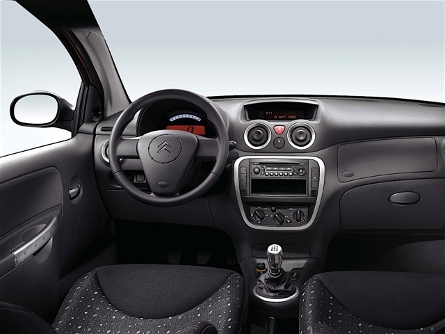 Citroen C2 photo 24
