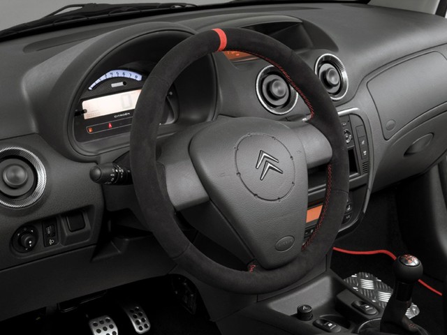 Citroen C2 photo 10