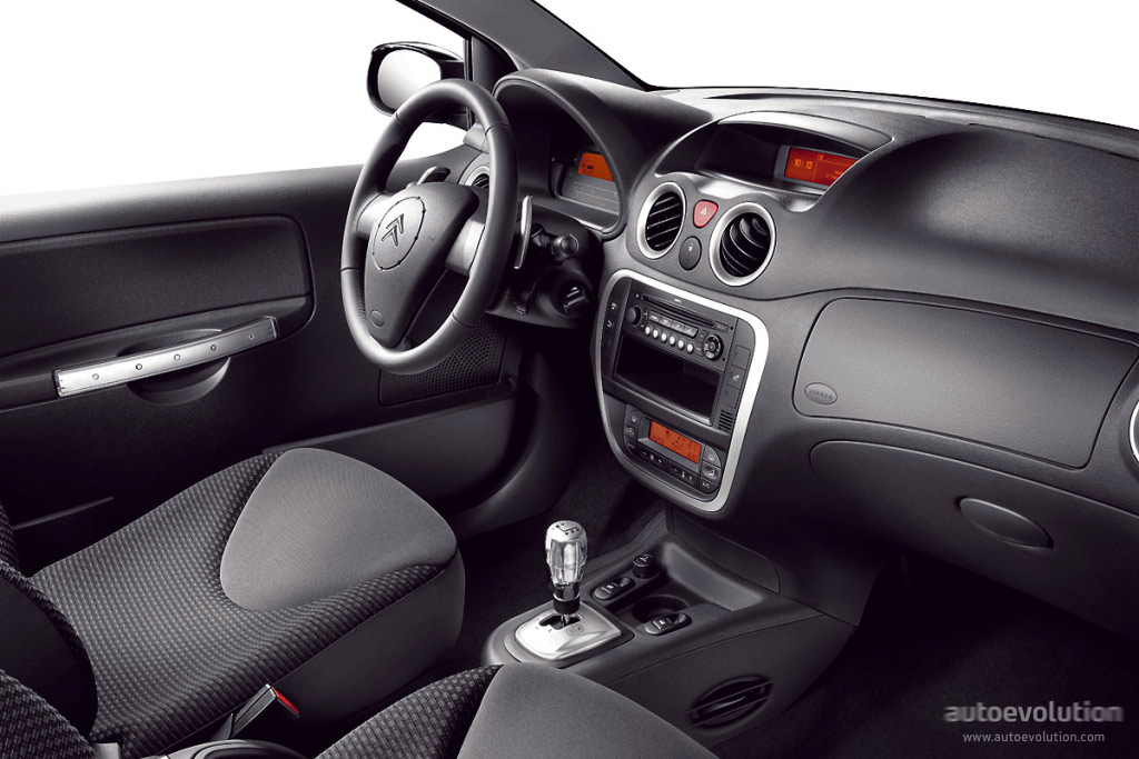 Citroen C2 photo 8