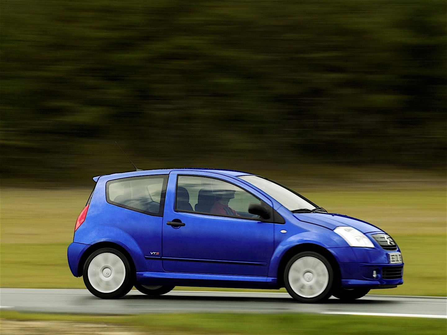 Citroen C2 photo 7