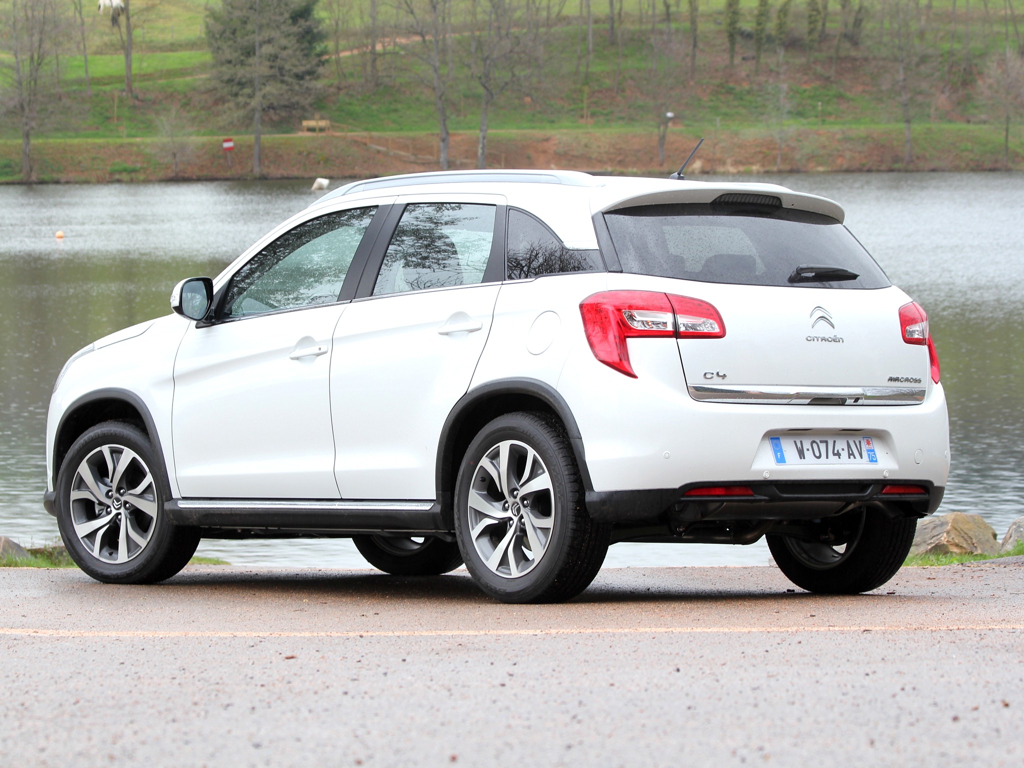 Citroen C4 Aircross photo 13