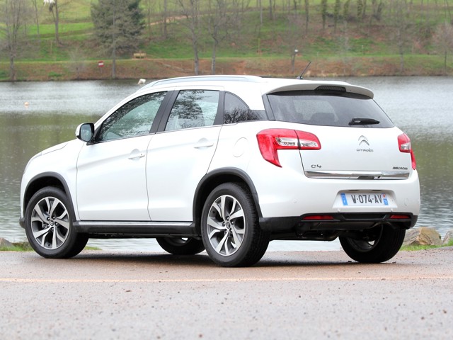 Citroen C4 Aircross foto 13