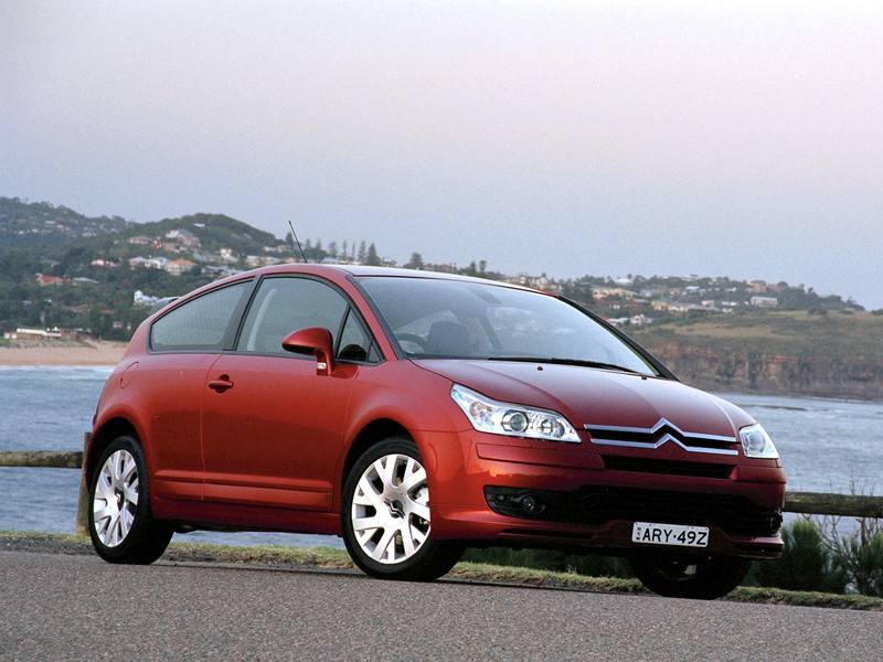 Citroen C4 Coupe photo 9