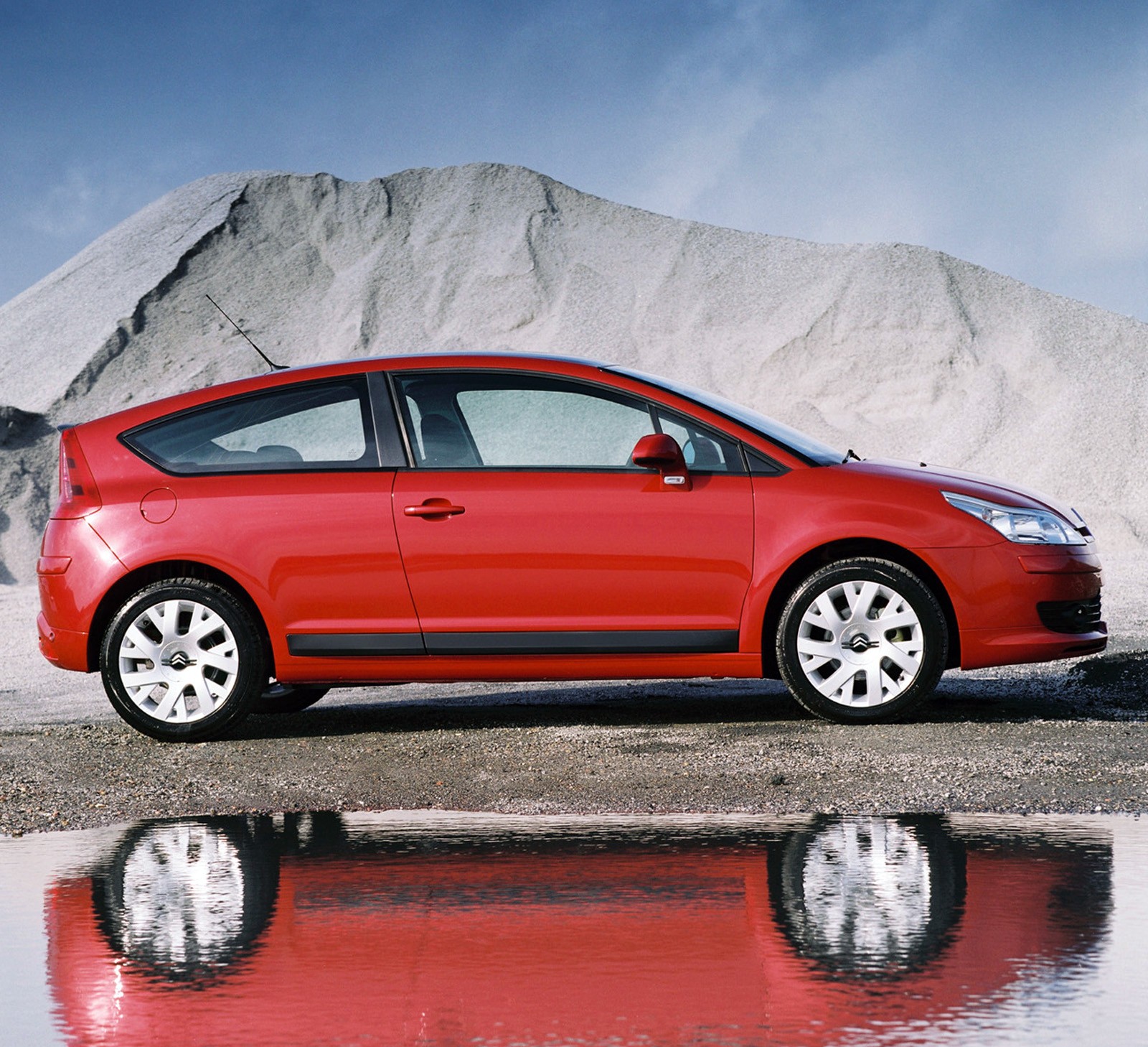 Citroen C4 Coupe photo 16