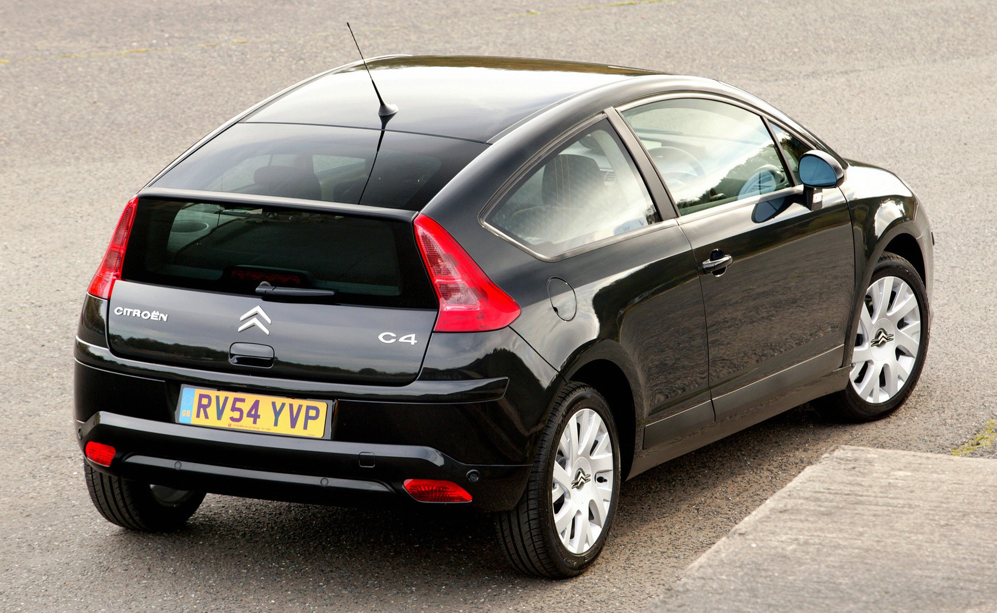 Citroen C4 Coupe photo 18