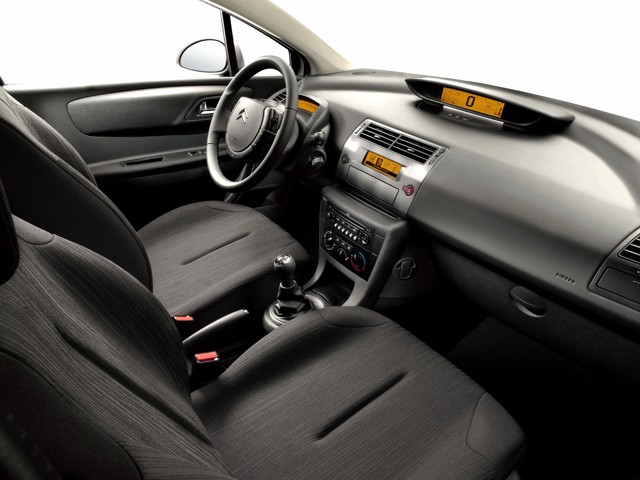 Citroen C4 Coupe photo 43