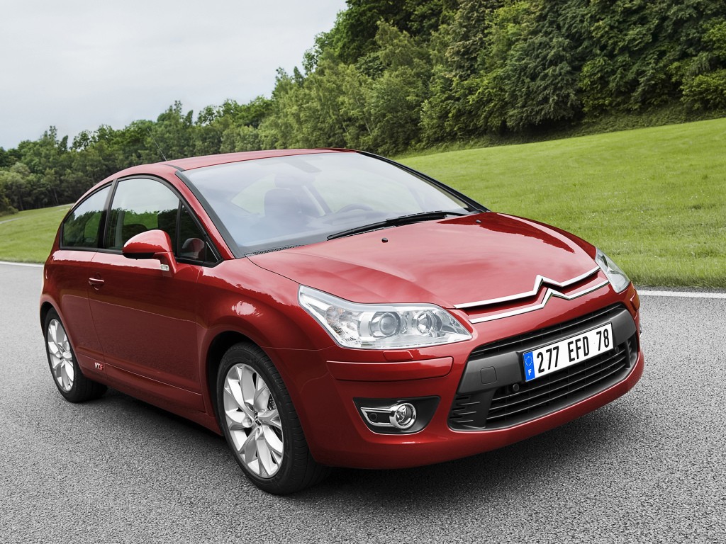 Citroen C4 Coupe photo 14