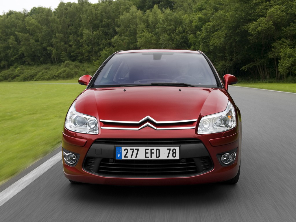 Citroen C4 Coupe photo 17