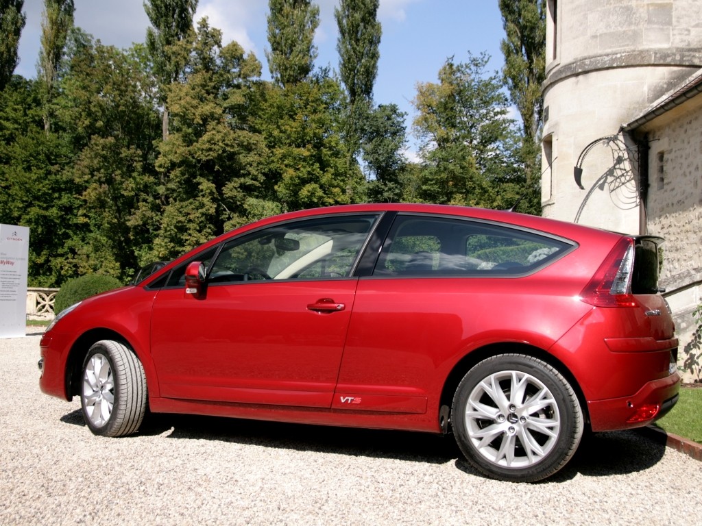 Citroen C4 Coupe photo 19