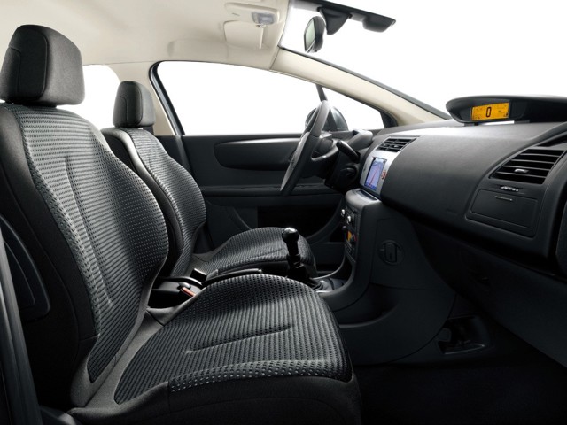 Citroen C4 Hatchback photo 30
