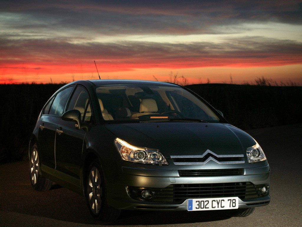 Citroen C4 Hatchback photo 9