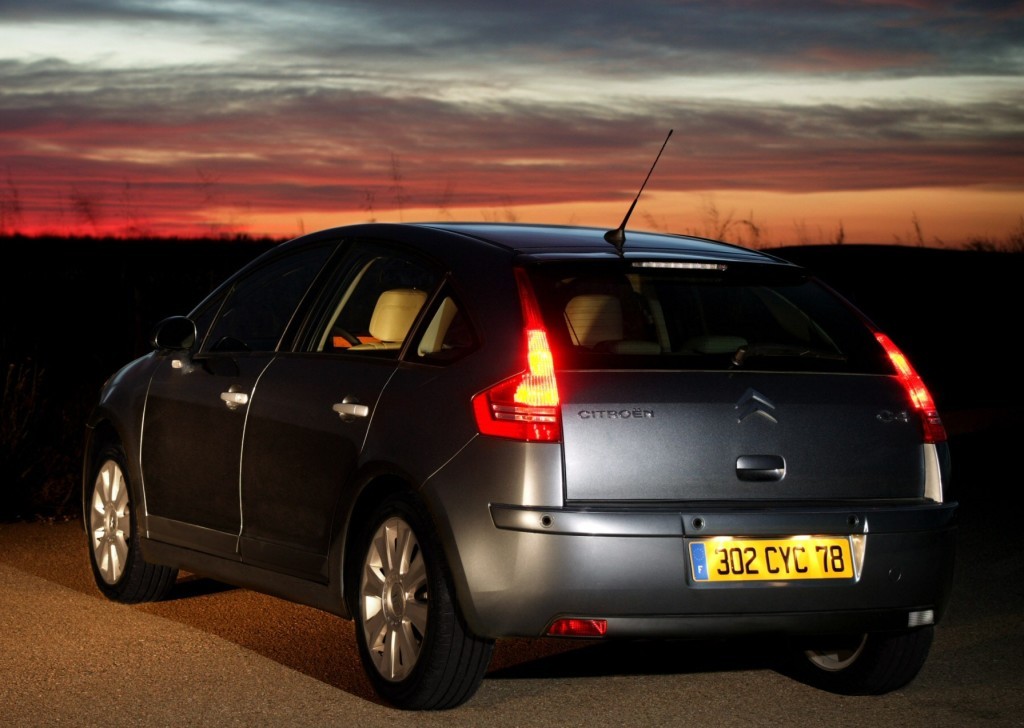 Citroen C4 Hatchback photo 21