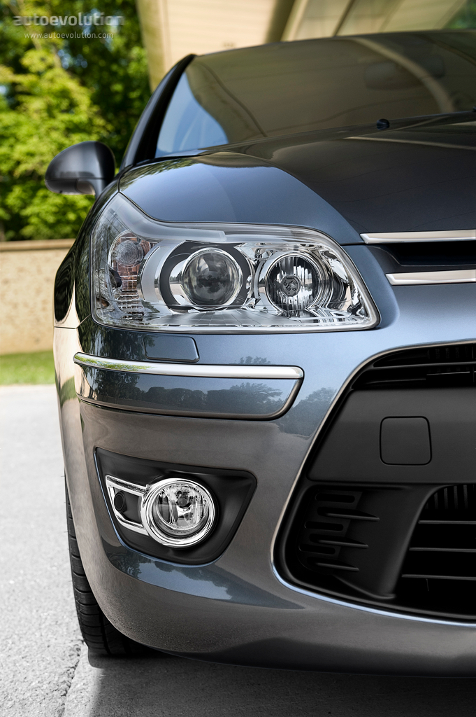 Citroen C4 Hatchback photo 4