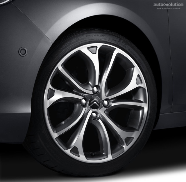 Citroen C4 Hatchback photo 14
