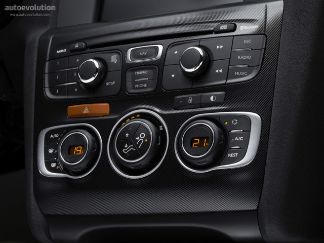 Citroen C4 Hatchback photo 55