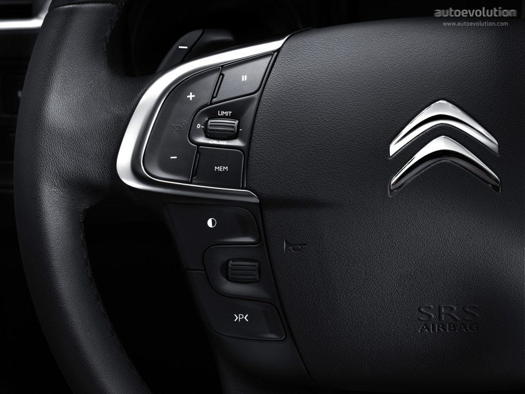 Citroen C4 Hatchback photo 57