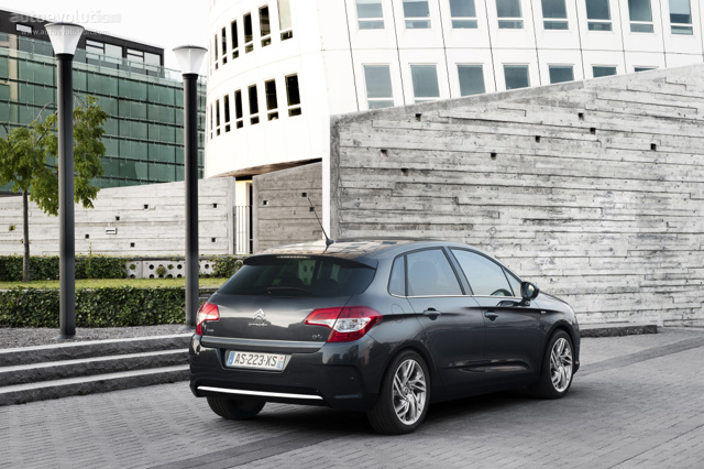 Citroen C4 Hatchback photo 21