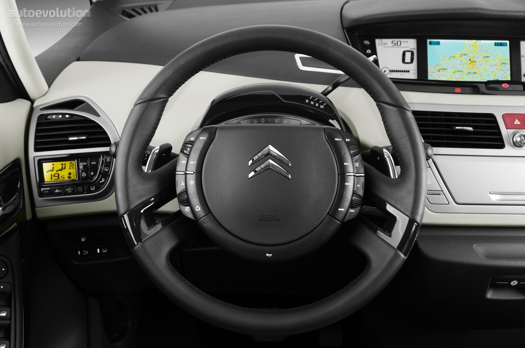 Citroen C4 Picasso photo 32