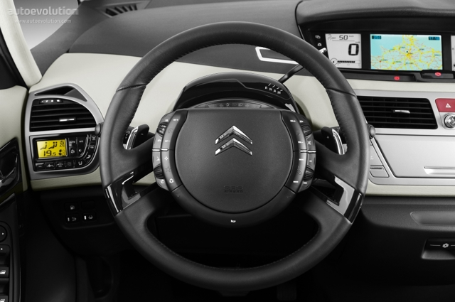 Citroen C4 Picasso photo 32