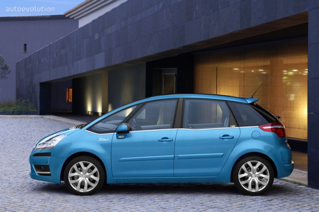 Citroen C4 Picasso photo 3