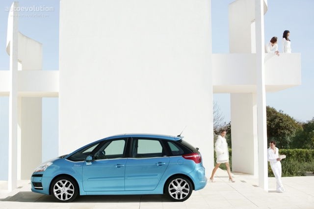 Citroen C4 Picasso photo 4