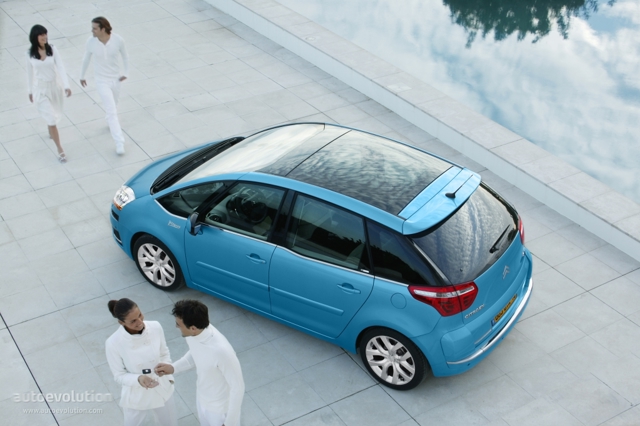 Citroen C4 Picasso photo 8