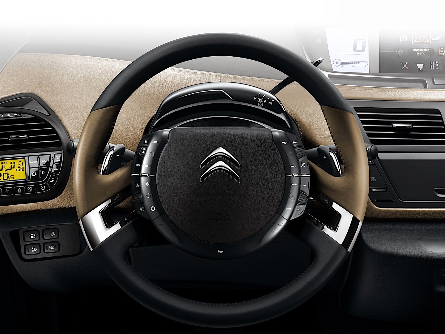 Citroen C4 Picasso photo 18