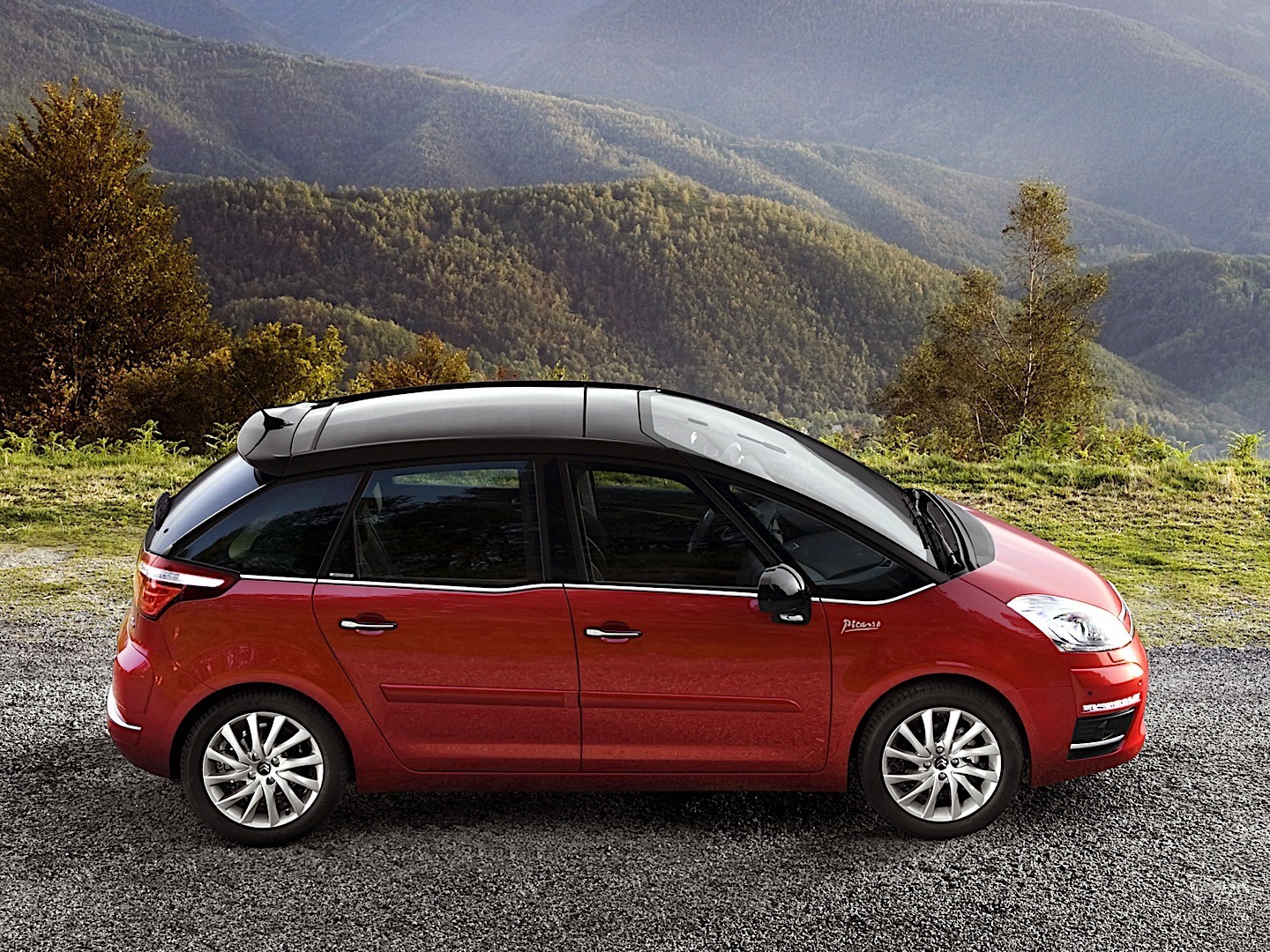 Citroen C4 Picasso photo 9