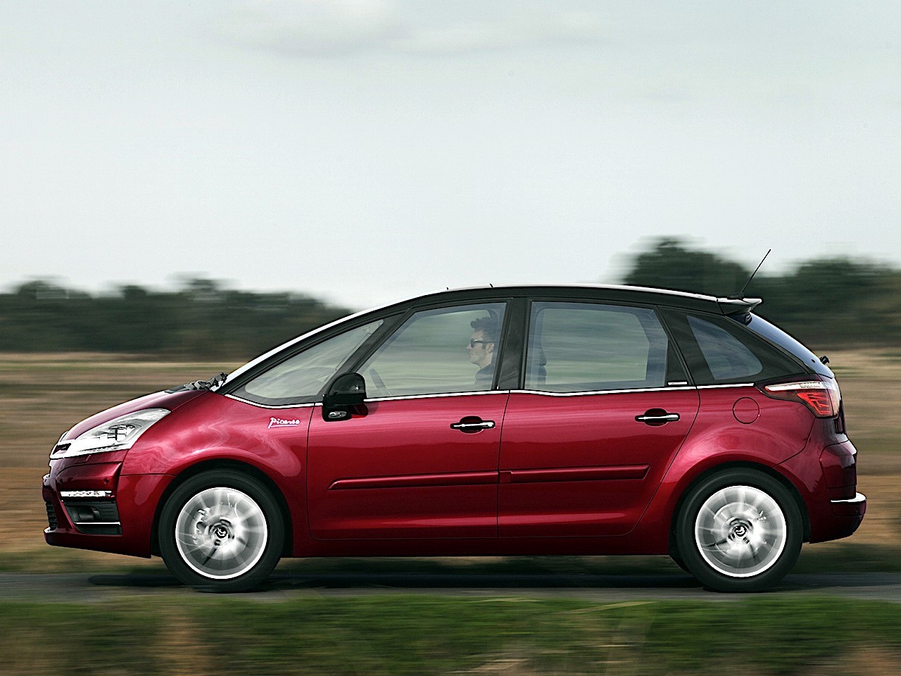 Citroen C4 Picasso photo 16