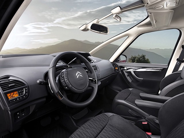 Citroen C4 Picasso photo 23