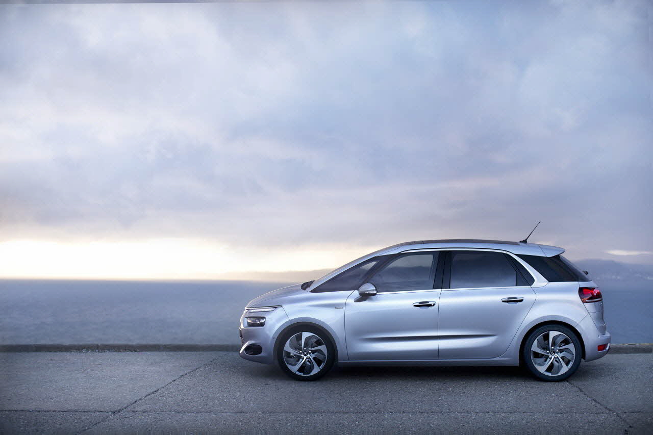 Citroen C4 Picasso photo 9