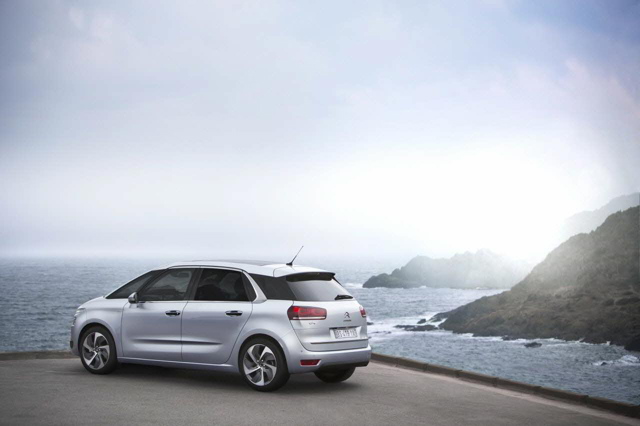 Citroen C4 Picasso photo 10