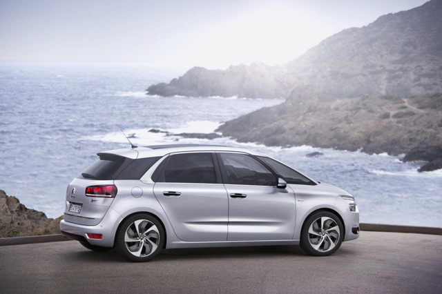 Citroen C4 Picasso photo 12
