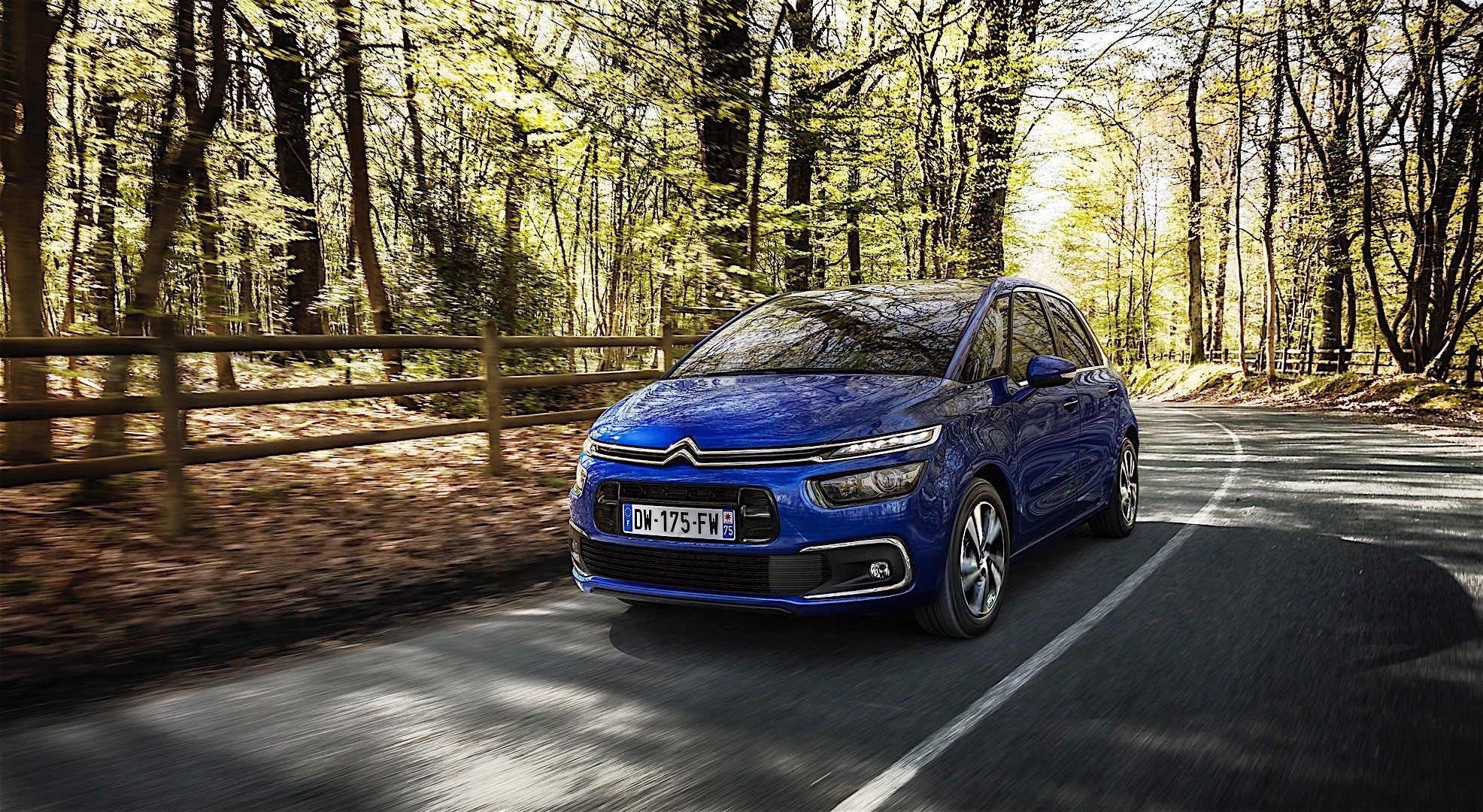 Citroen C4 Picasso photo 2