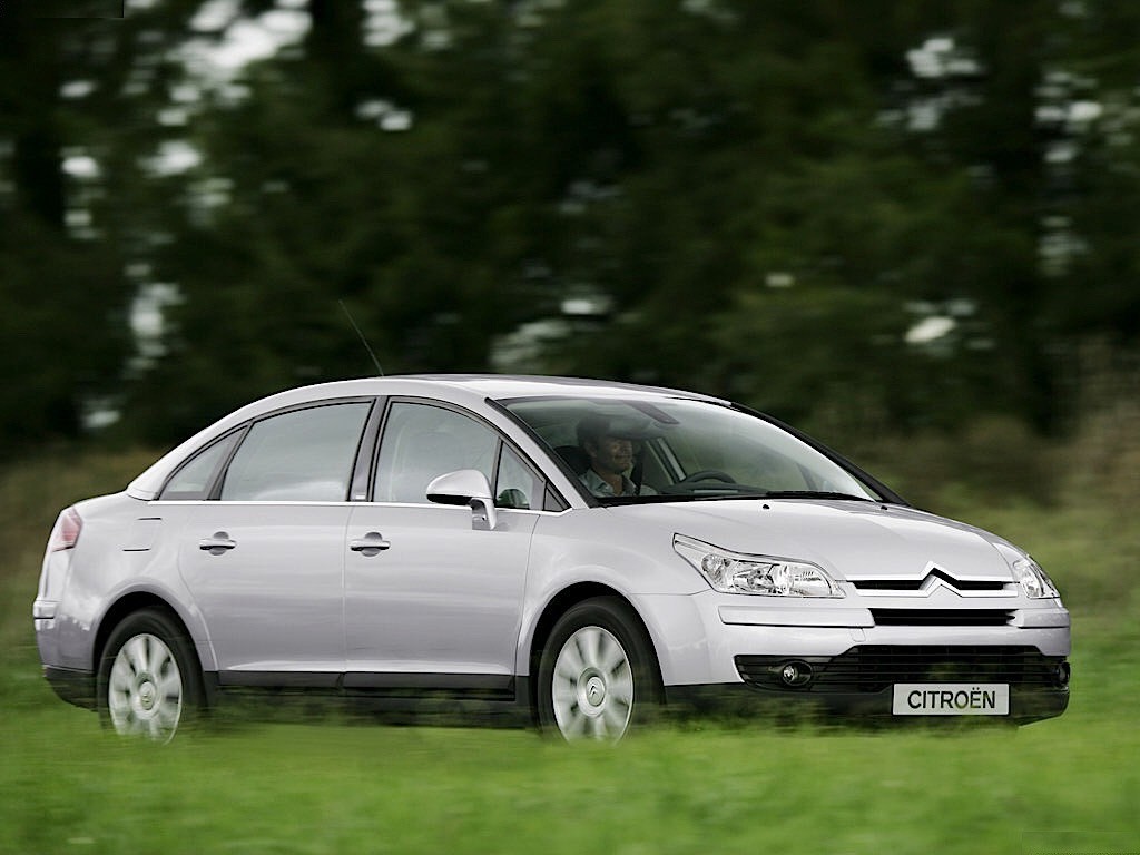 Citroen C4 Sedan photo 5