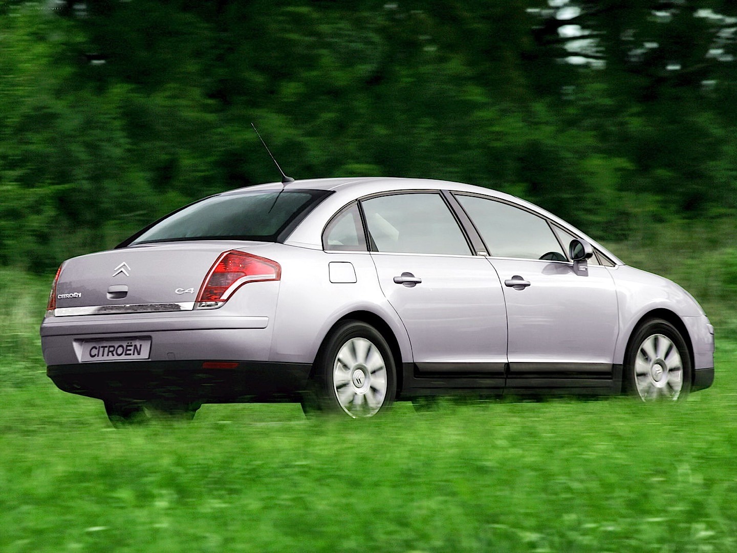 Citroen C4 Sedan photo 21