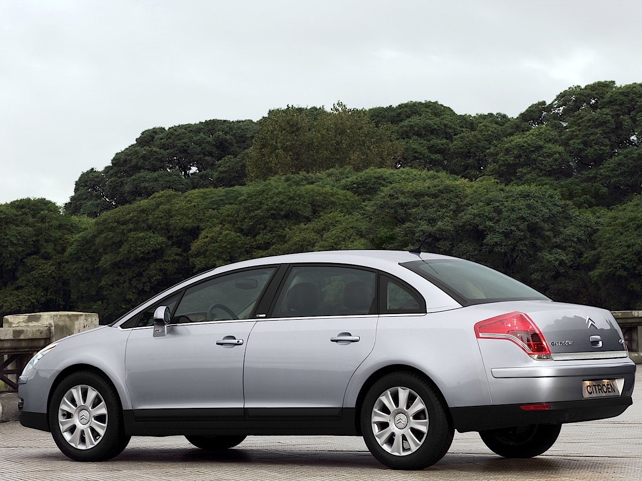 Citroen C4 Sedan photo 24