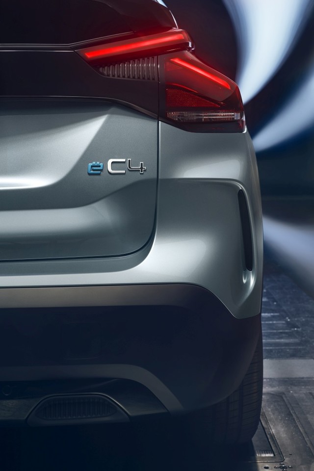 Citroen C4 photo 2