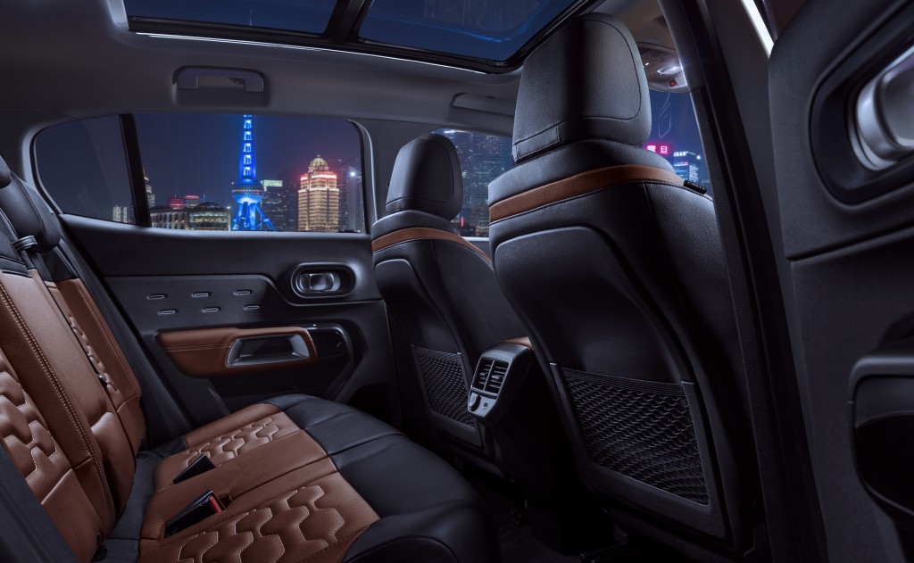 Citroen C5 Aircross photo 51