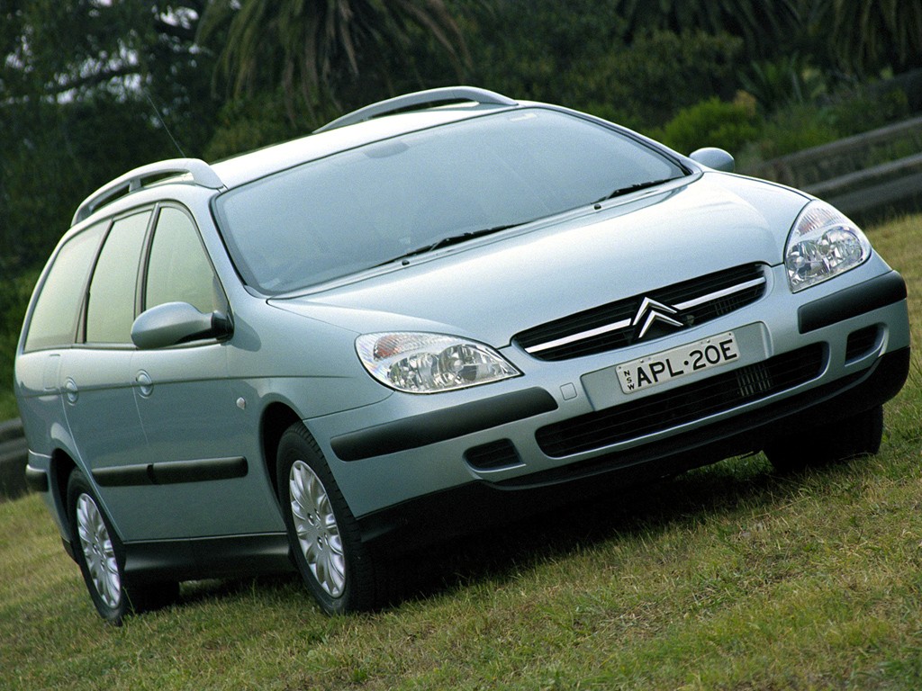 Citroen C5 Estate photo 16